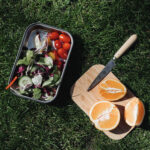 Sandwichbox 900 ml mit Schneidbrett mit Gravur von Black & Blum